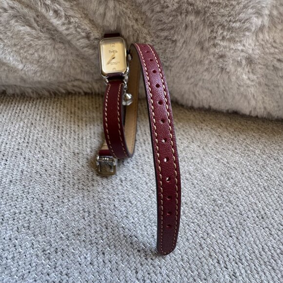 Coach women’s wrap leather strap watch “Delancey” with charm - Picture 3 of 7